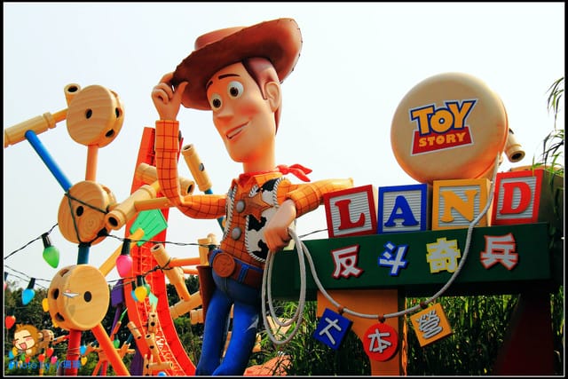 《遊記—香港自由行》香港迪士尼玩翻天（小珊珊攻略版）