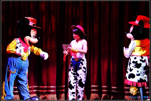 《遊記—香港自由行》香港迪士尼玩翻天（小珊珊攻略版）