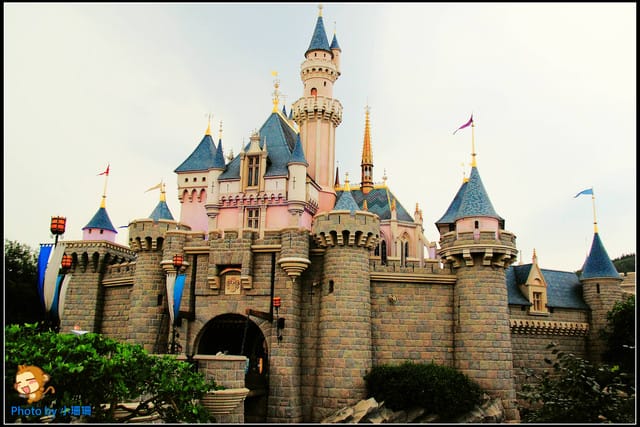 《遊記—香港自由行》香港迪士尼玩翻天（小珊珊攻略版）