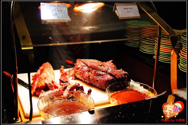 《食記—台南》桂田酒店心巴黎百匯餐廳～心目中第一名的buffet！！