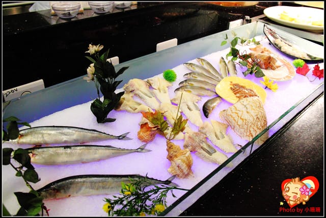 《食記—台南》桂田酒店心巴黎百匯餐廳～心目中第一名的buffet！！