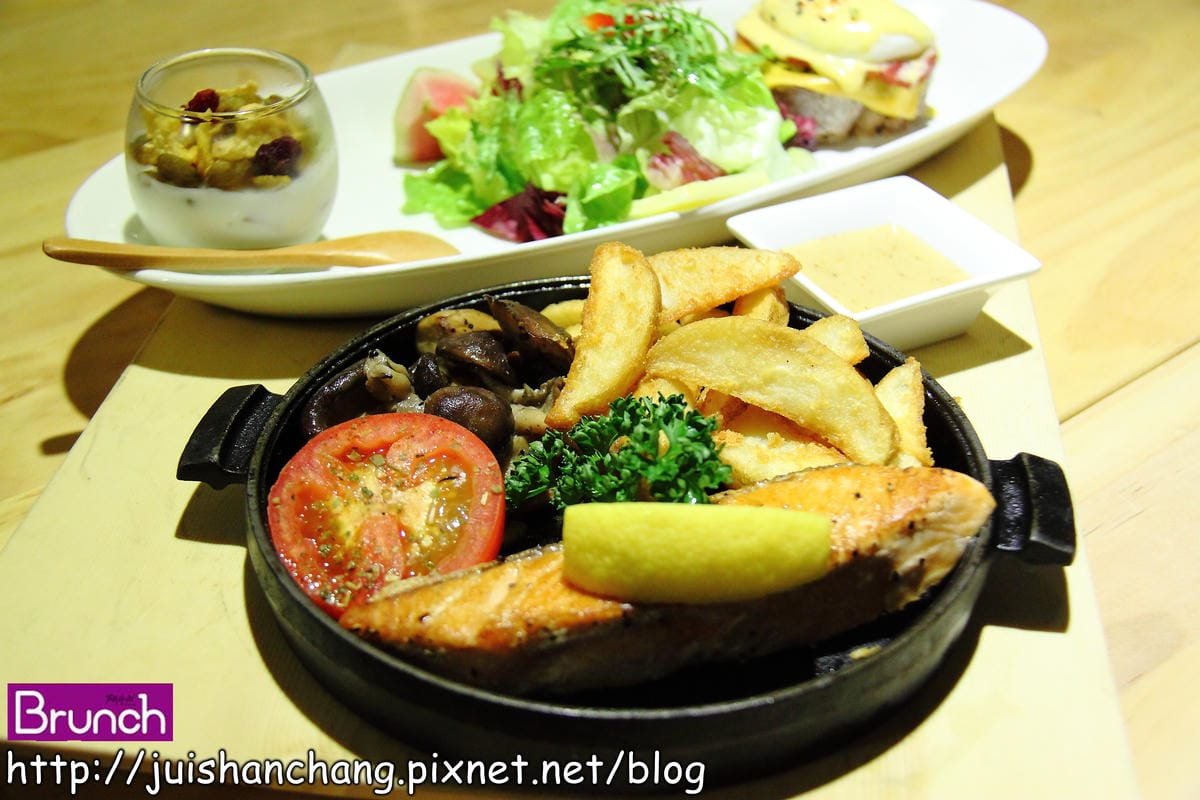 《廣宣—台北》鬥牛士brunch～牛排餐廳吃早午餐？！　