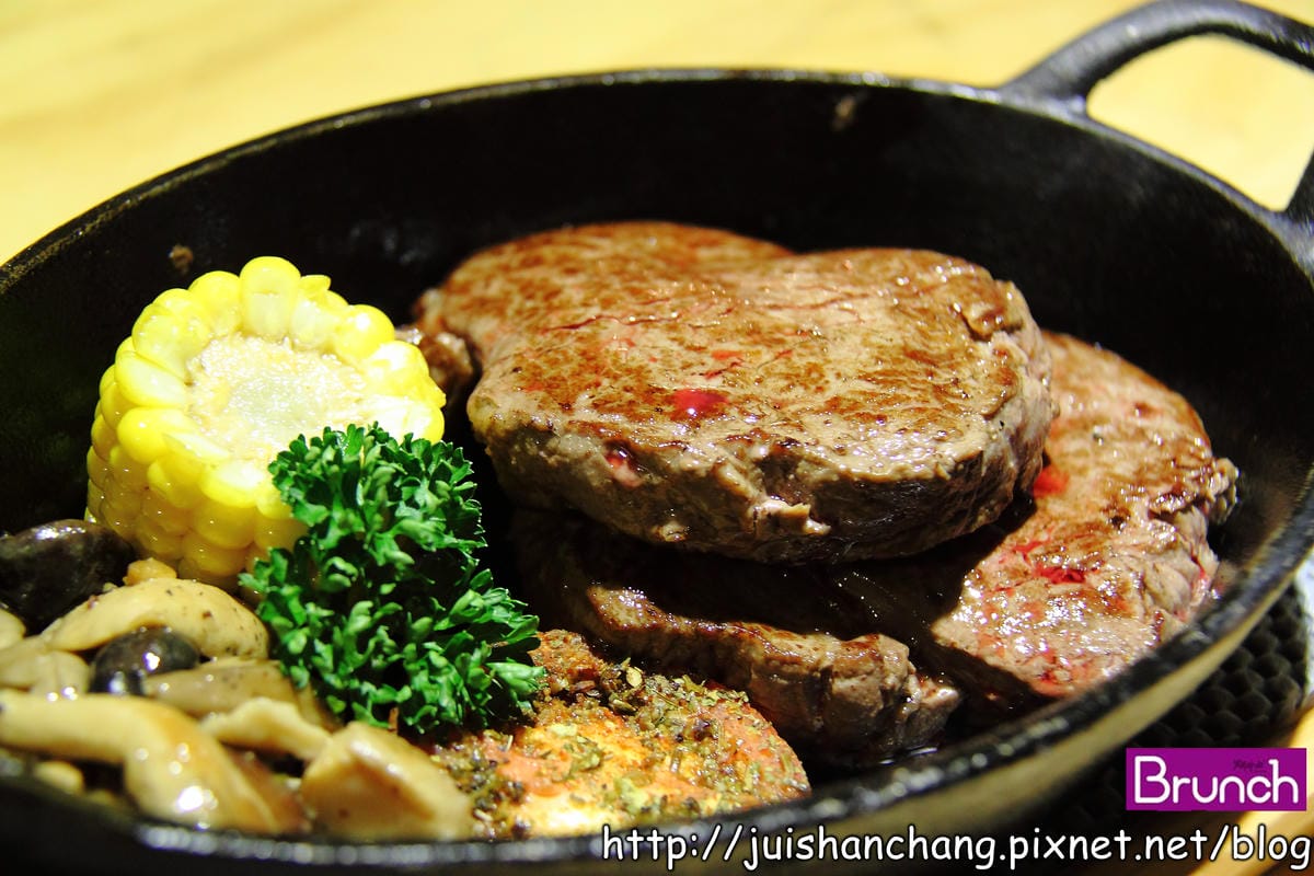 《廣宣—台北》鬥牛士brunch～牛排餐廳吃早午餐？！　