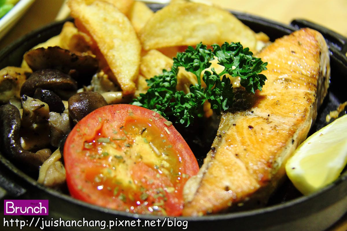 《廣宣—台北》鬥牛士brunch～牛排餐廳吃早午餐？！　