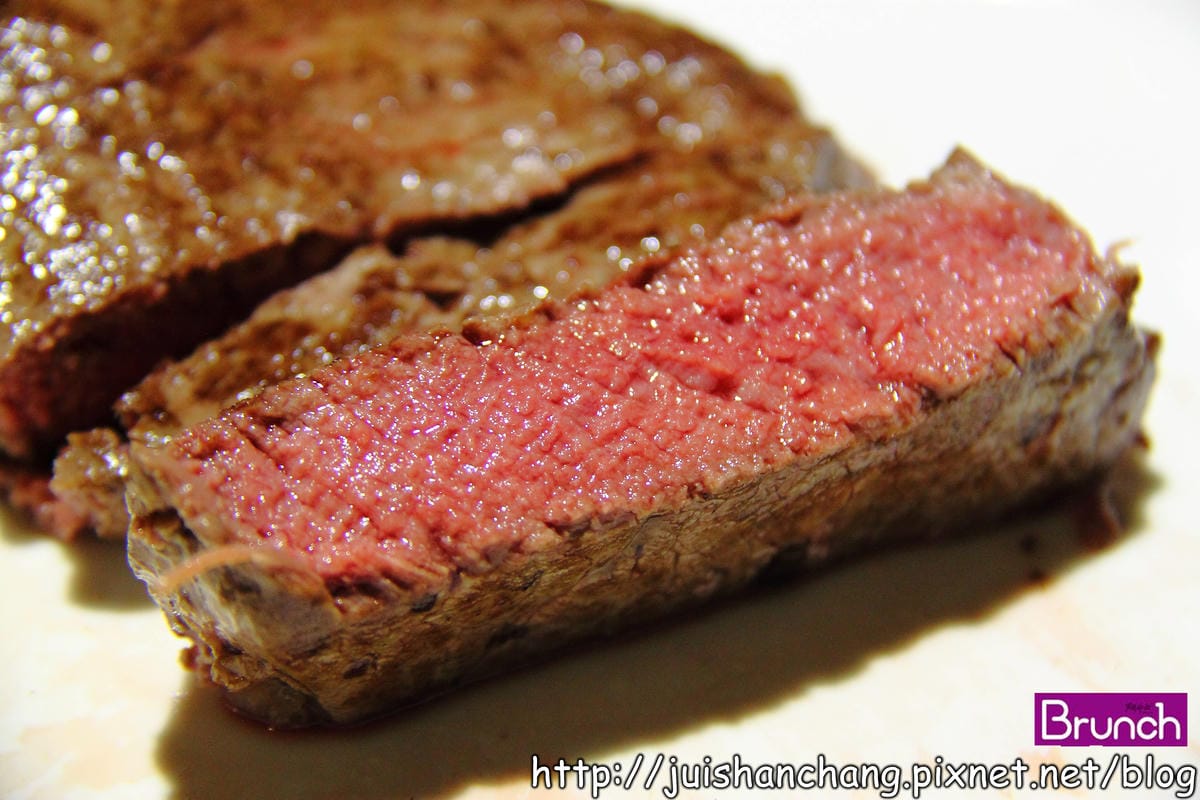 《廣宣—台北》鬥牛士brunch～牛排餐廳吃早午餐？！　