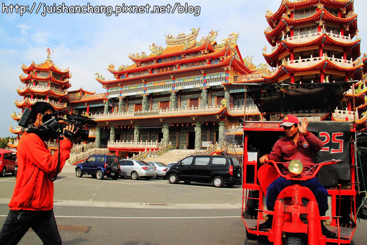 【遊。彰化】番挖海牛車隊～坐牛車採蚵趣！