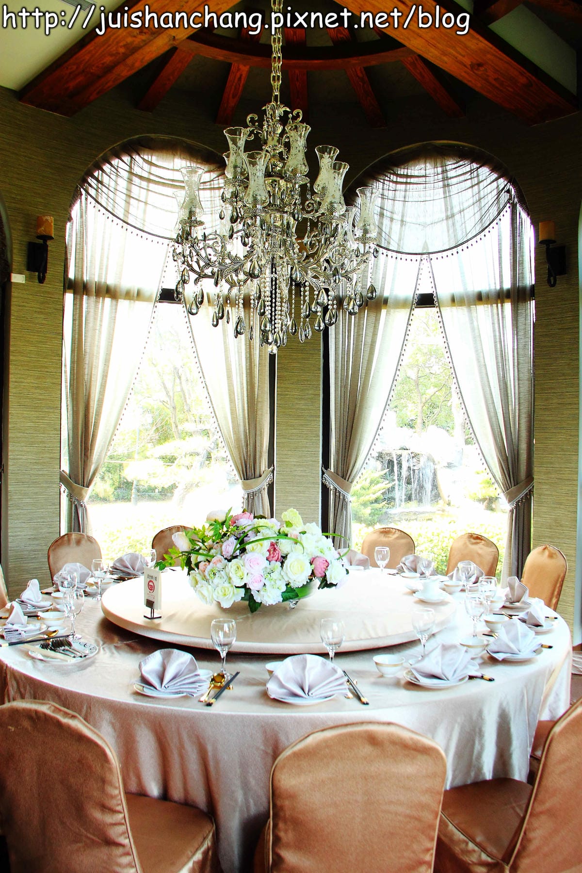 《食記—桃園蘆竹》饗悅花園會舘無菜單料理～那一年，我們一起瘋的耶誕趴！