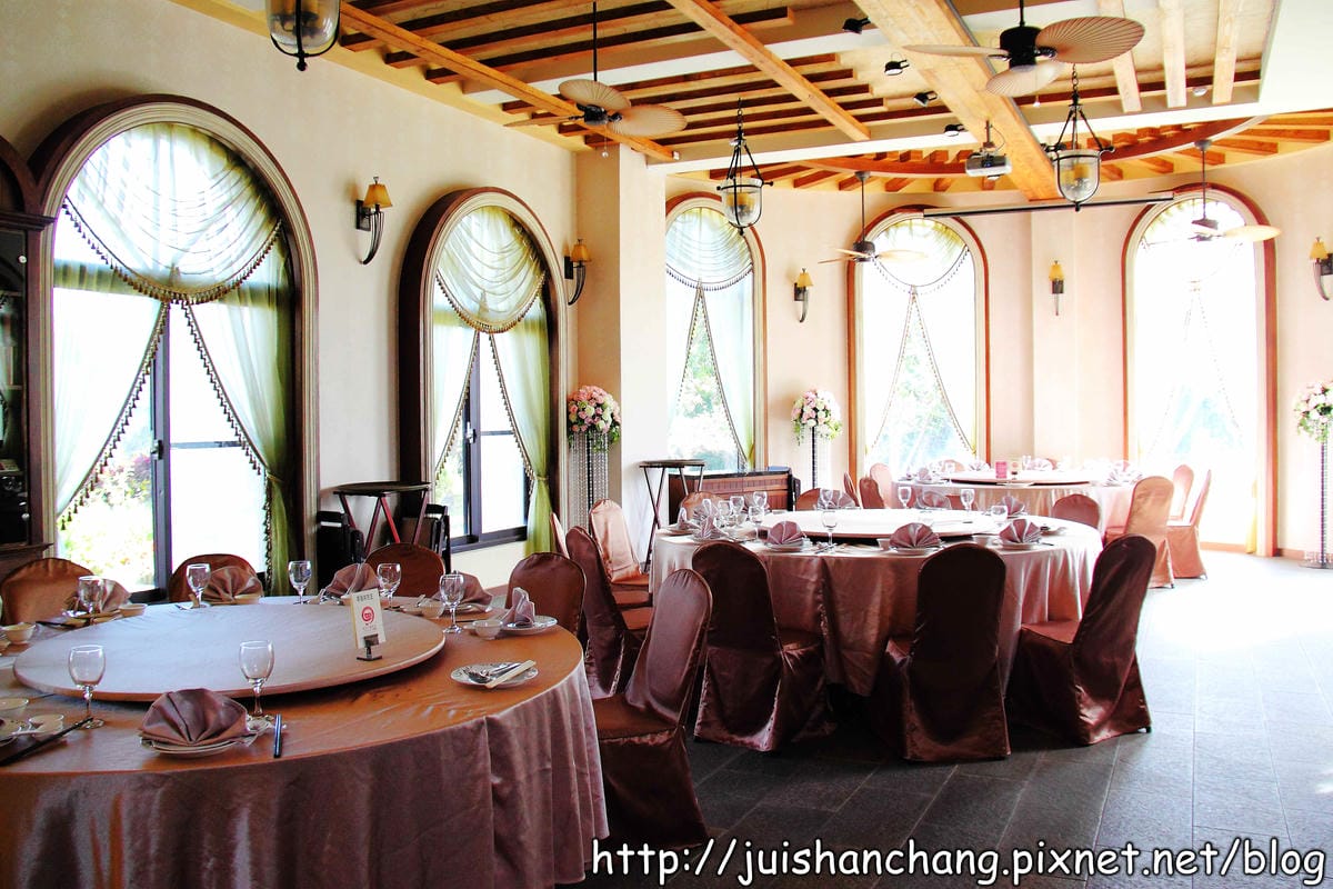 《食記—桃園蘆竹》饗悅花園會舘無菜單料理～那一年，我們一起瘋的耶誕趴！