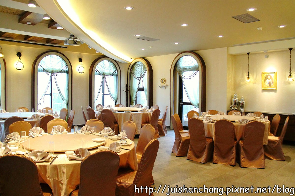 《食記—桃園蘆竹》饗悅花園會舘無菜單料理～那一年，我們一起瘋的耶誕趴！