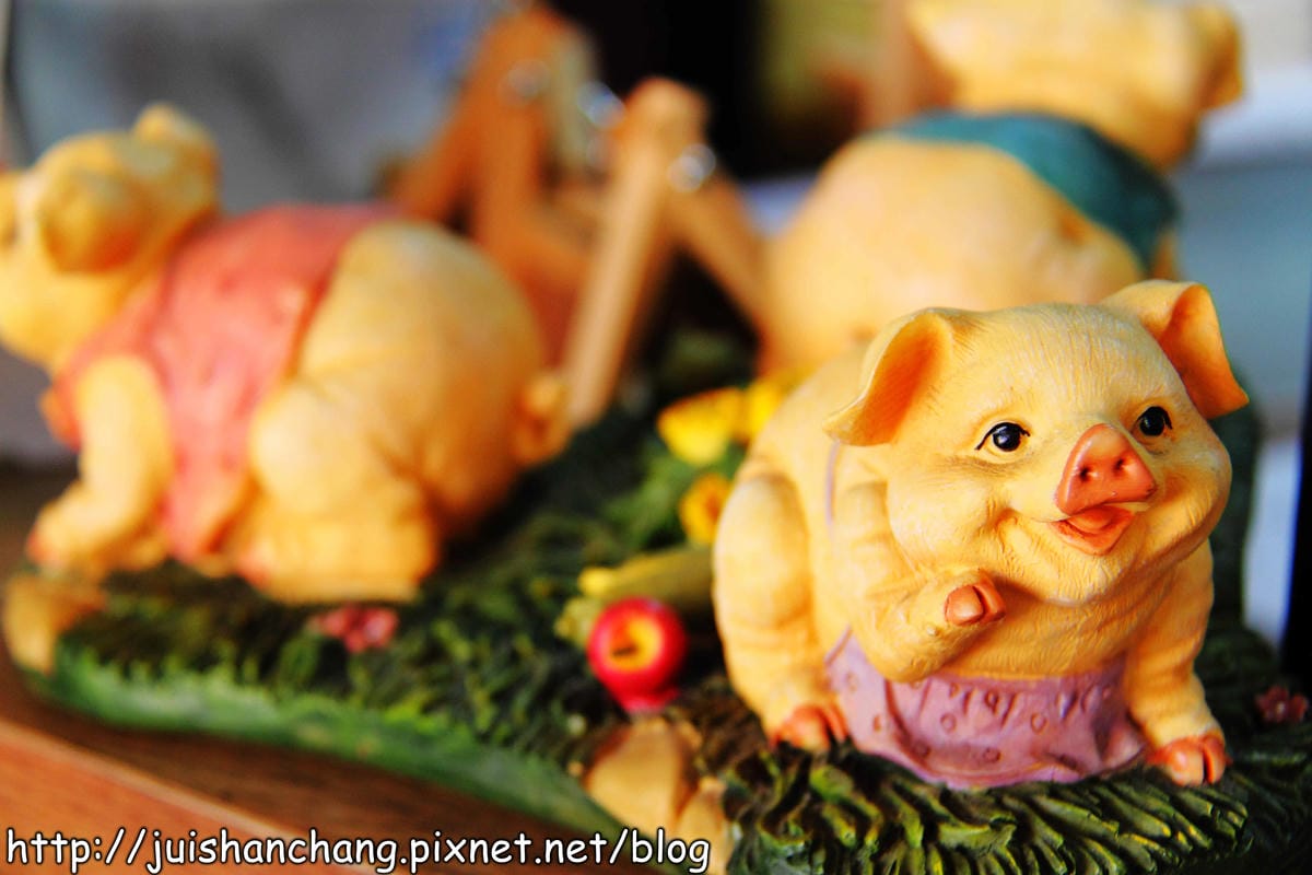 《食記—台中》小豚輕食Kobuta brunch～等再久也甘願的超級平價夢幻鬆餅！