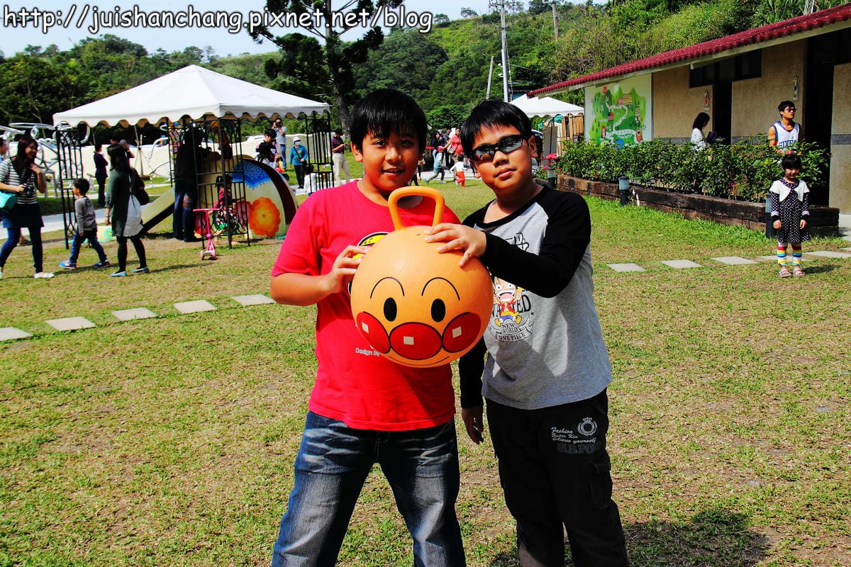 《遊記—新竹新埔》森林鳥花園～戶外親子花園賞鳥趣(已歇業)