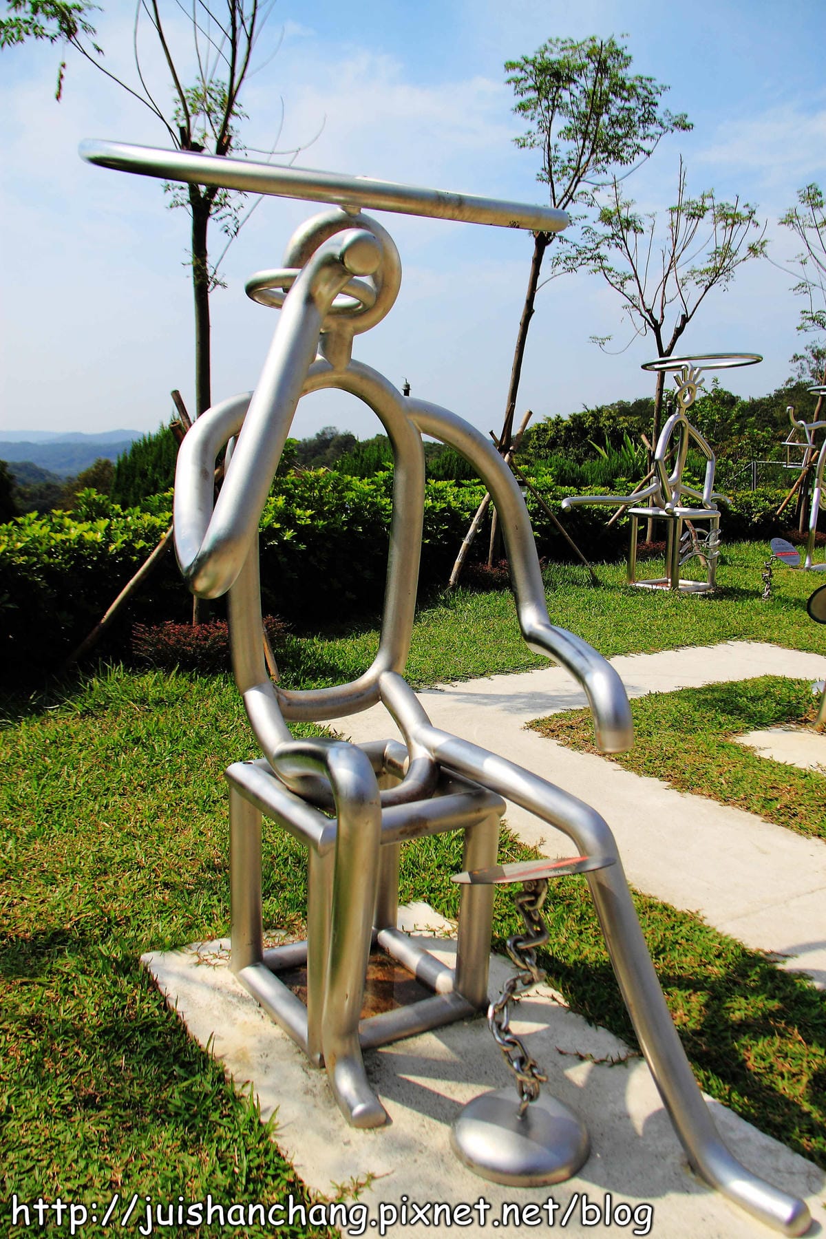 《遊記—新竹新埔》森林鳥花園～戶外親子花園賞鳥趣(已歇業)