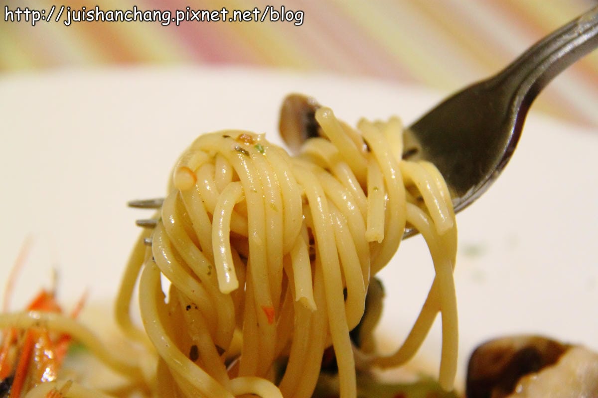 《廣宣—台北》Live饗樂Pasta&Cafe～東區有藝人出沒的好吃義大利麵