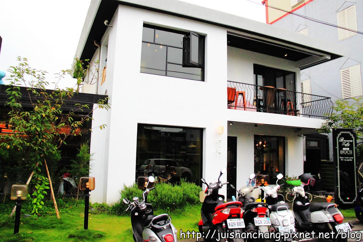 【食記—宜蘭】Brown Taffy 咖啡糖~發現幸福的蜜糖吐司(◕‿◕✿) - 第5張圖 【食記—宜蘭】Brown Taffy 咖啡糖~發現幸福的蜜糖吐司(◕‿◕✿)