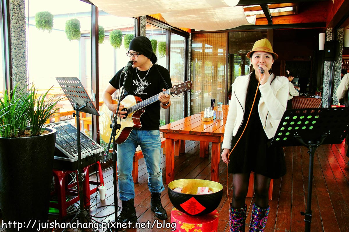 【廣宣—台中后里】星月大地景觀餐廳～大手牽小手來去峇里島？！　