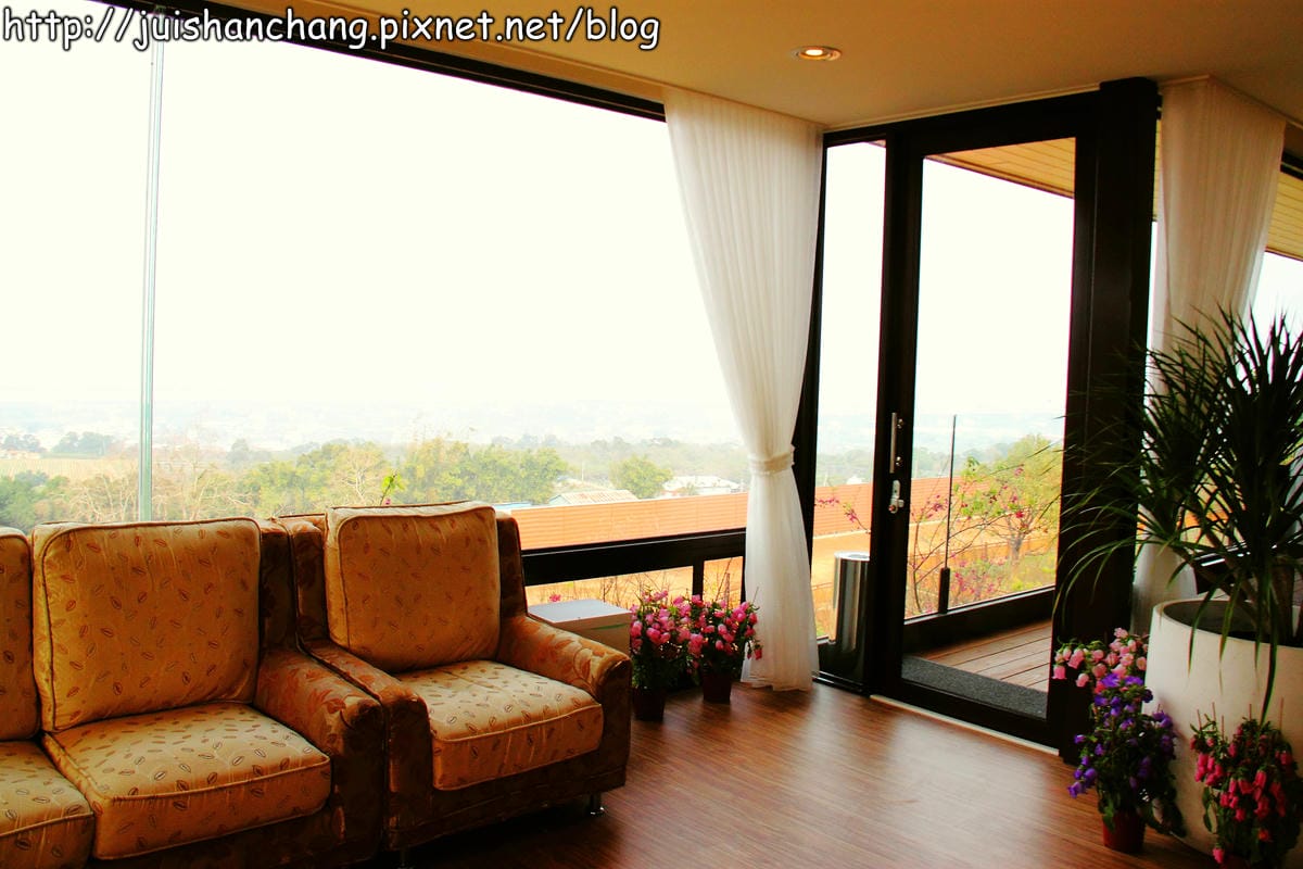 【廣宣—台中后里】星月大地景觀餐廳～大手牽小手來去峇里島？！　