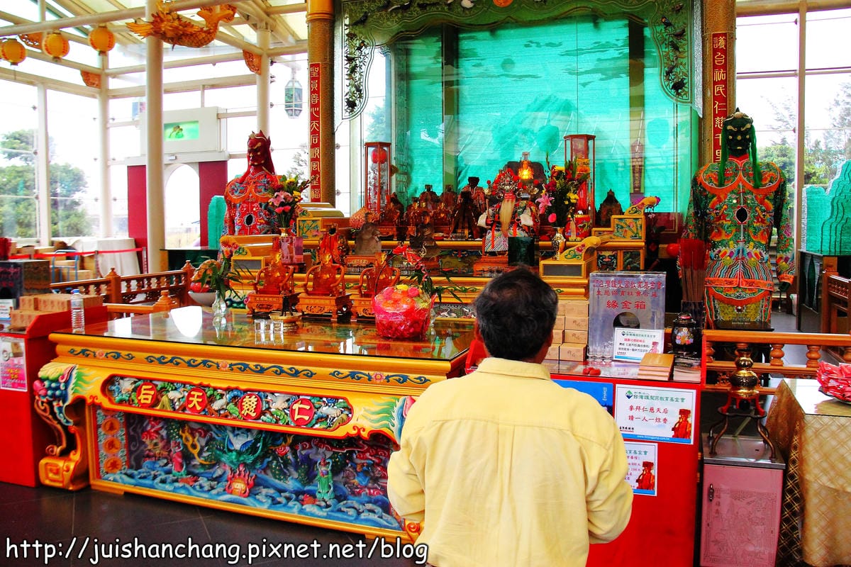 【遊記—彰化鹿港】台灣玻璃館～與世界獨一無二玻璃廟