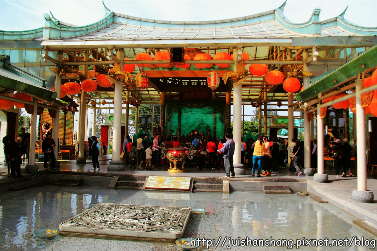 【遊記—彰化鹿港】台灣玻璃館～與世界獨一無二玻璃廟