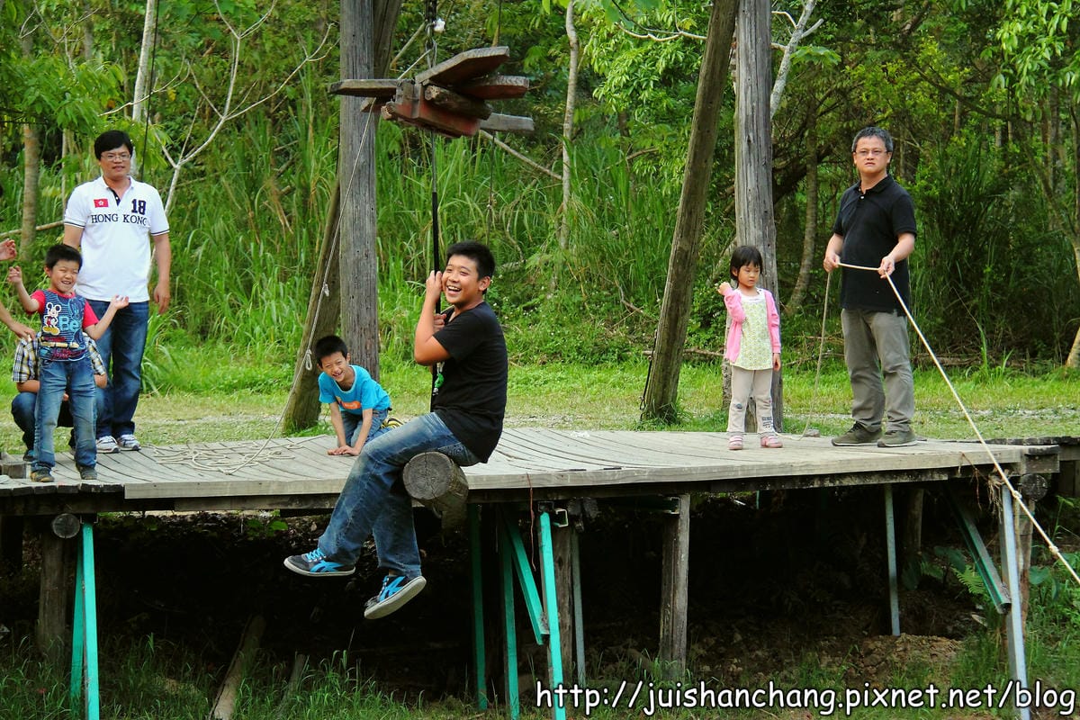 【遊記—2014全台螢火蟲季】牛伯伯生態蝴蝶園VS草湳濕地～螢光趴踢攤！