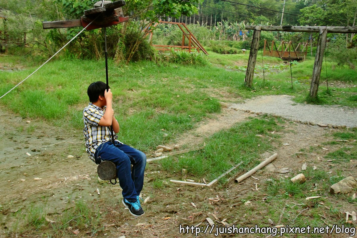 【遊記—2014全台螢火蟲季】牛伯伯生態蝴蝶園VS草湳濕地～螢光趴踢攤！