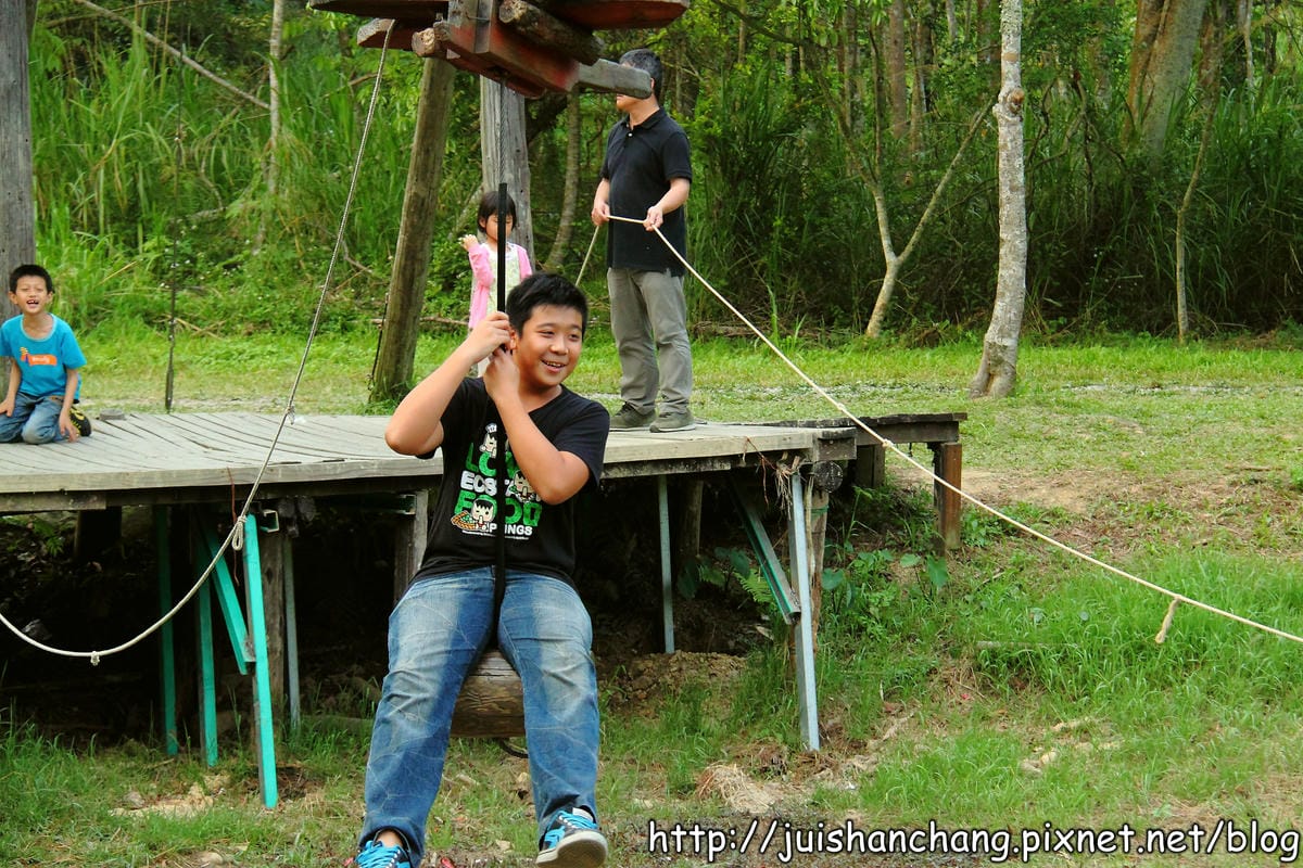 【遊記—2014全台螢火蟲季】牛伯伯生態蝴蝶園VS草湳濕地～螢光趴踢攤！