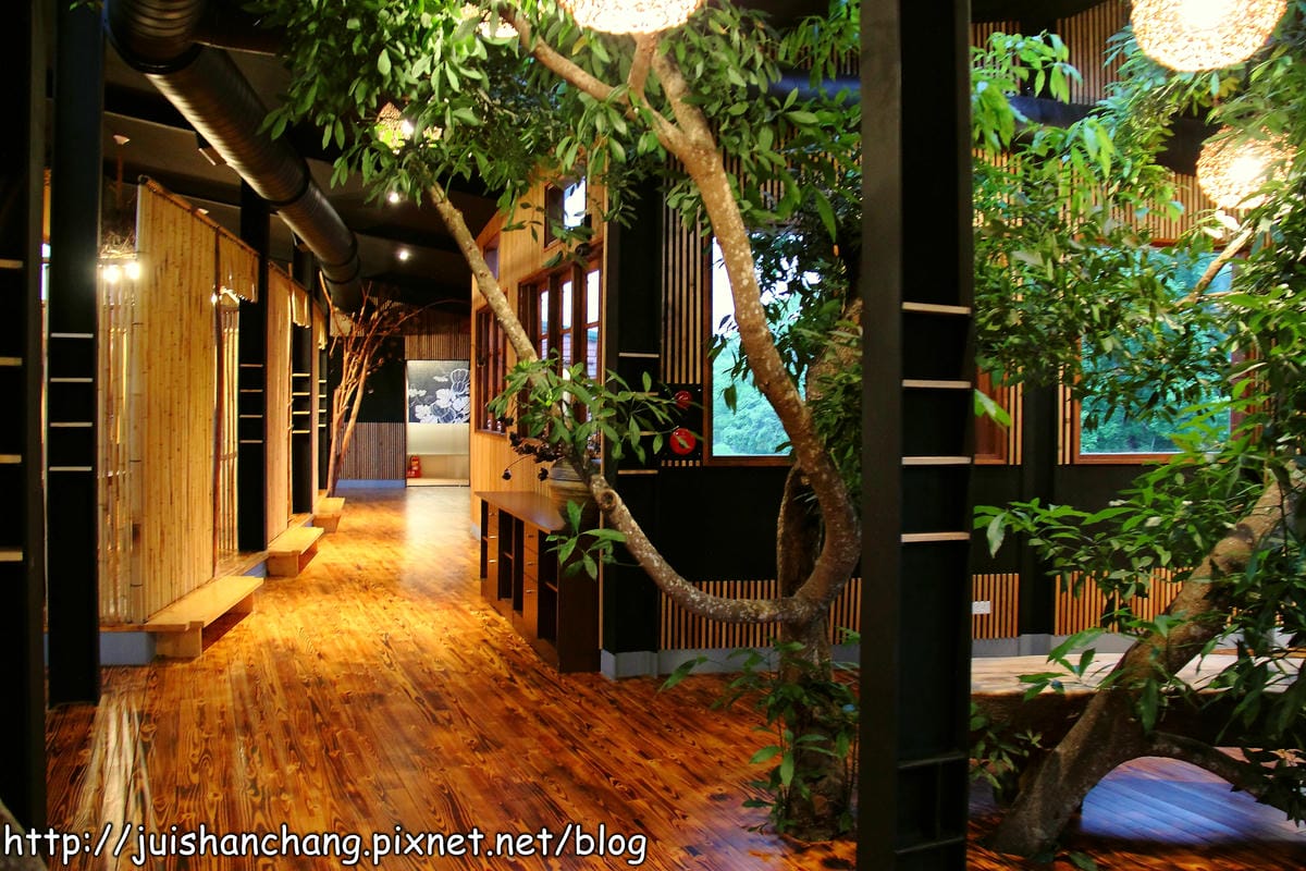 【廣宣—南投埔里】牛耳雕之森。樹屋餐廳～無菜單手創料理