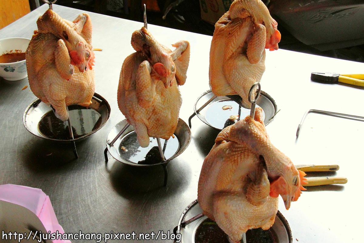 【食記—宜蘭】上旺土雞城～鐵皮屋裡“藏”嫩雞？！　　