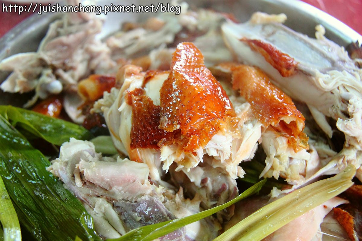 【食記—宜蘭】上旺土雞城～鐵皮屋裡“藏”嫩雞？！　　