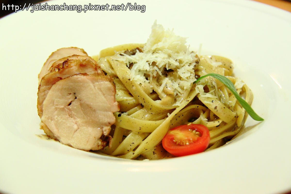 【食記—台北】咖啡瑪榭Café Marché～夢幻甜點，女孩兒一起尖叫吧！