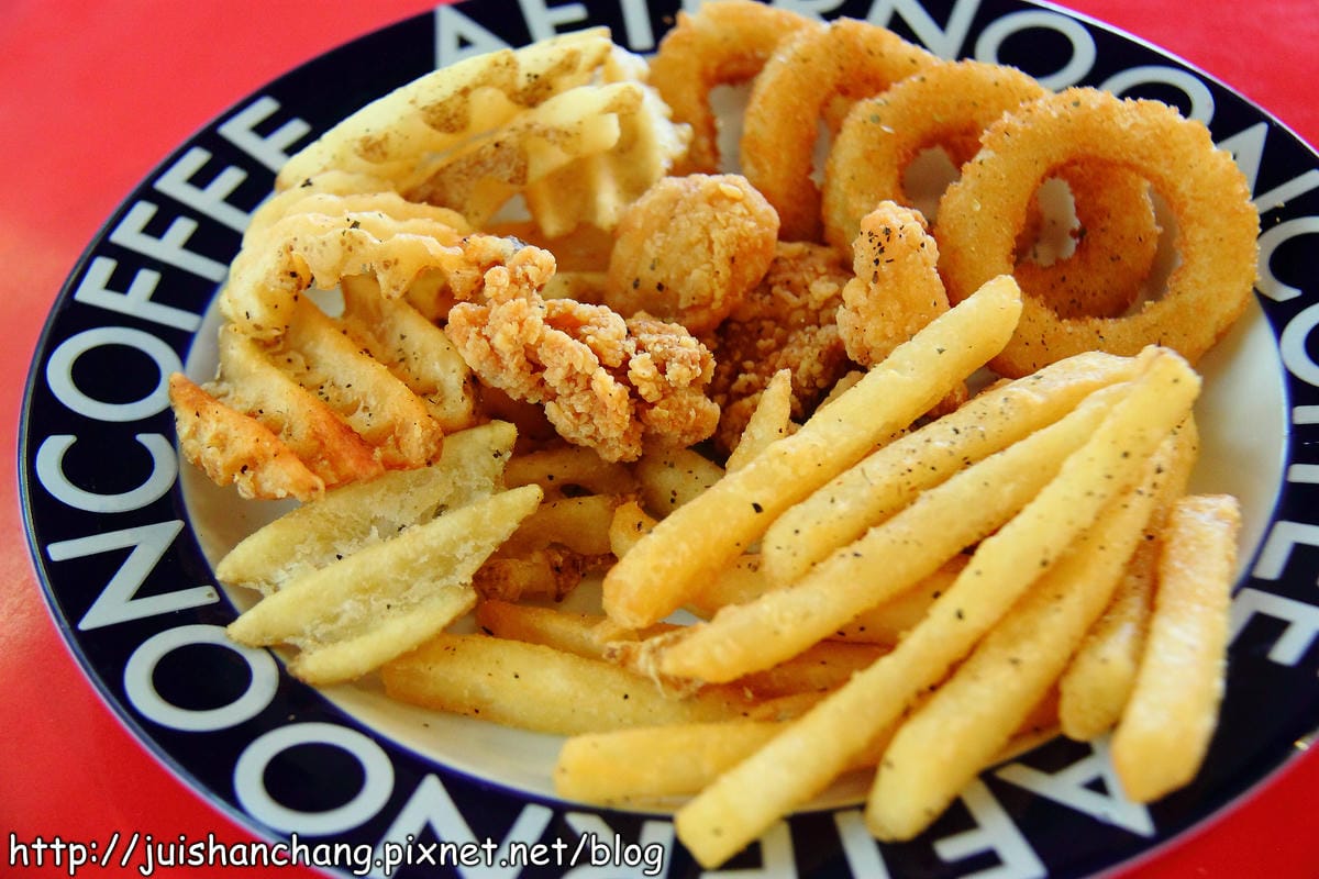 【廣宣—台中】異想空間公仔主題餐廳～超夢幻電影公仔大集合！