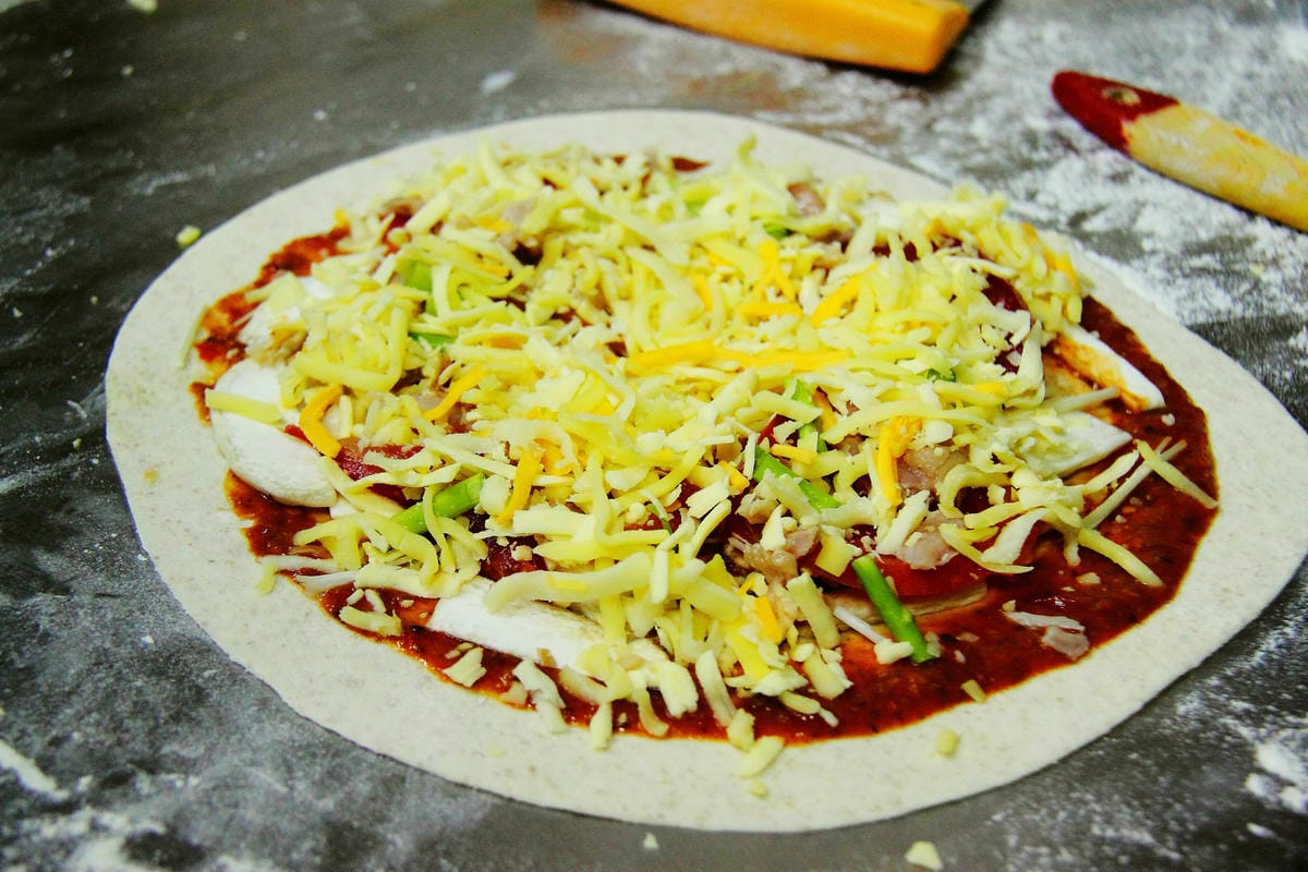 【廣宣—桃園中壢】Monkey In Rain 手工窯烤披薩～現點現烤現做現吃！(目前內部整修中)