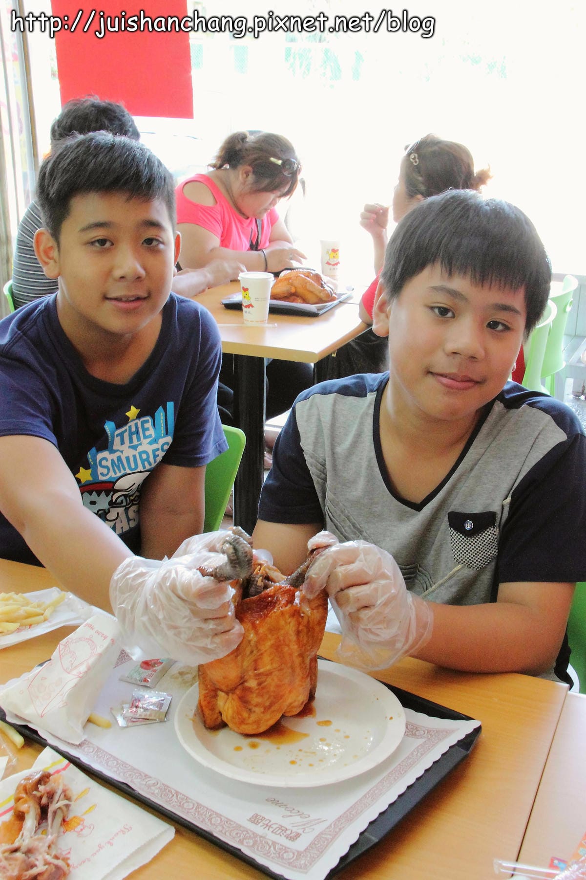 【廣宣—新竹。芎林】金雞城手扒雞～吮指回味，記憶的中味道！（已歇業）　