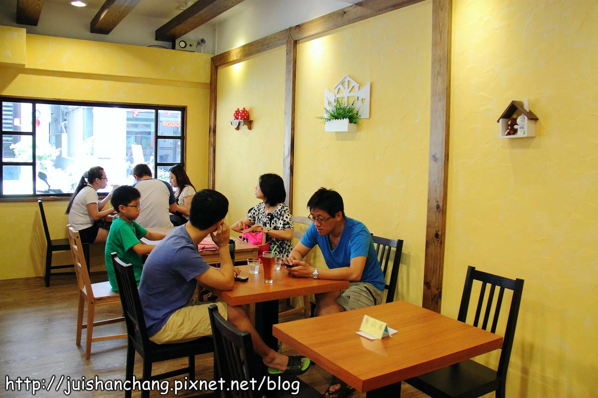 【食記—新北】饗樂食間Cafe～板橋平價早午餐！