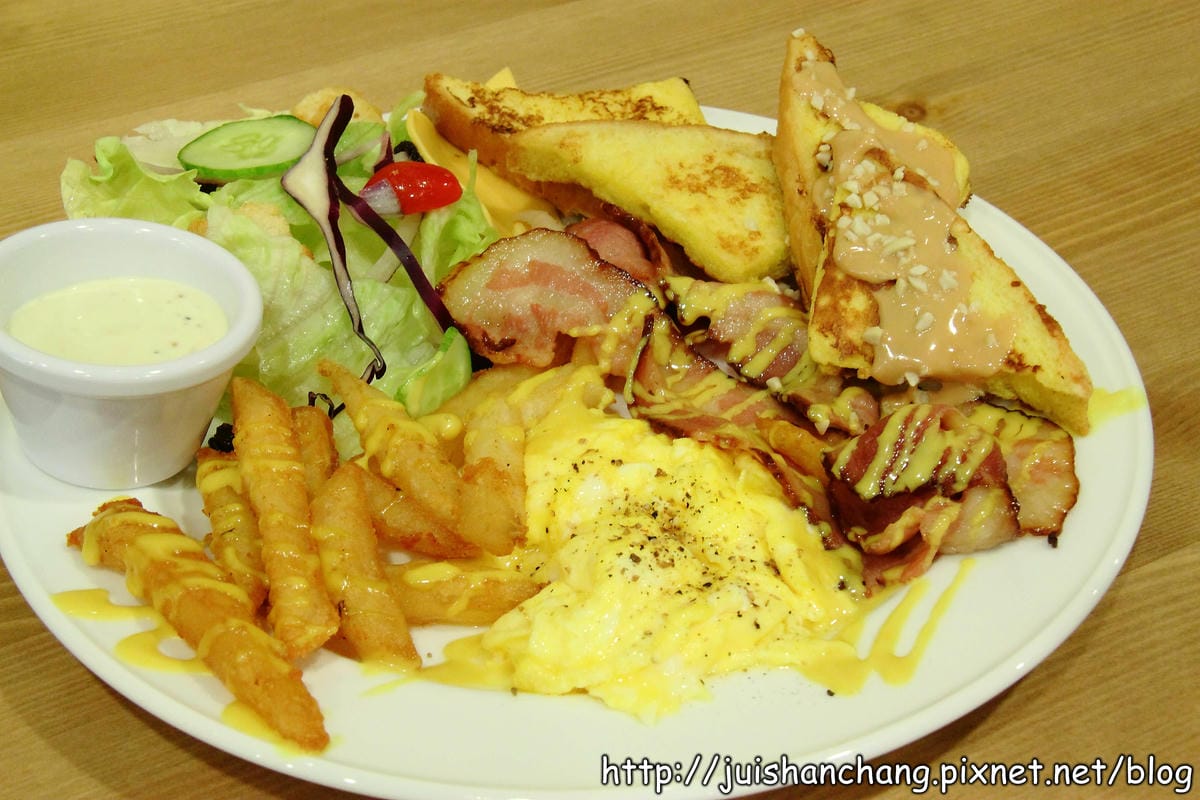 【食記—新北】饗樂食間Cafe～板橋平價早午餐！