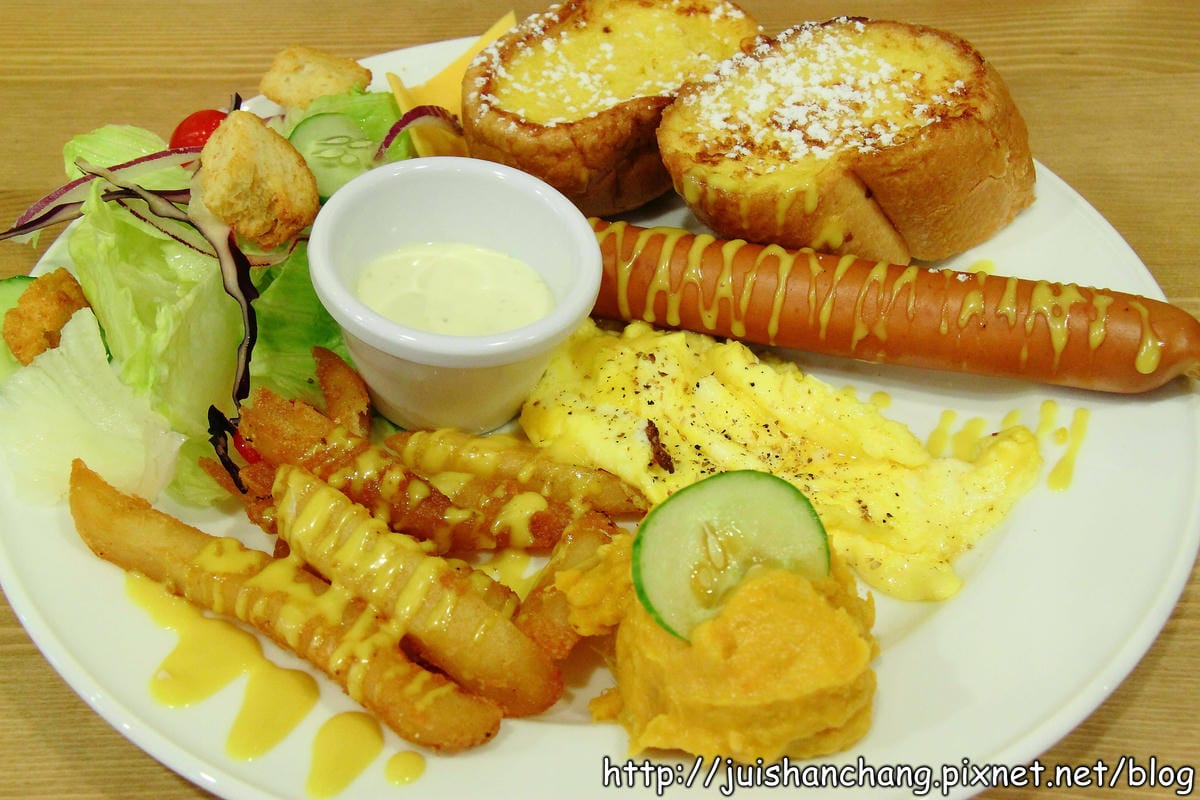 【食記—新北】饗樂食間Cafe～板橋平價早午餐！