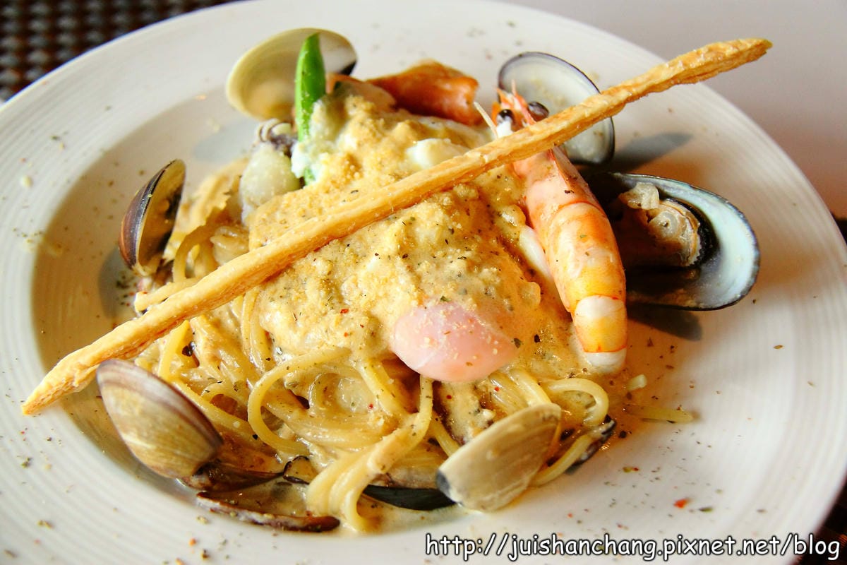 【廣宣—桃園中壢】美食無敵家異國風味餐廳～空姐帶你吃美食！