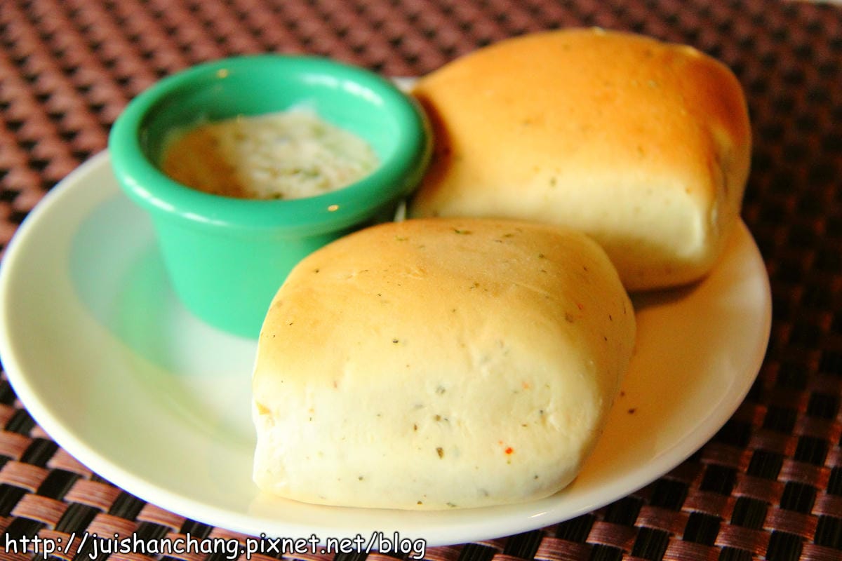 【廣宣—桃園中壢】美食無敵家異國風味餐廳～空姐帶你吃美食！