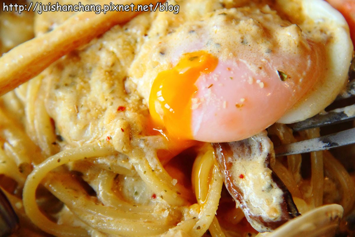 【廣宣—桃園中壢】美食無敵家異國風味餐廳～空姐帶你吃美食！