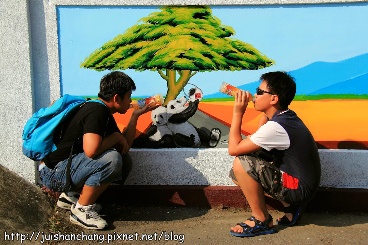 【遊記—雲林斗南】石龜溪の貓熊彩繪村～圓仔從動物園落跑了？！
