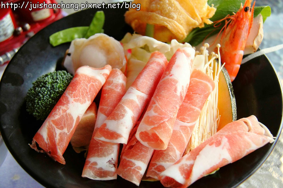 【南投猴探井旅遊景點】星月天空景觀餐廳～擁抱360度美景！