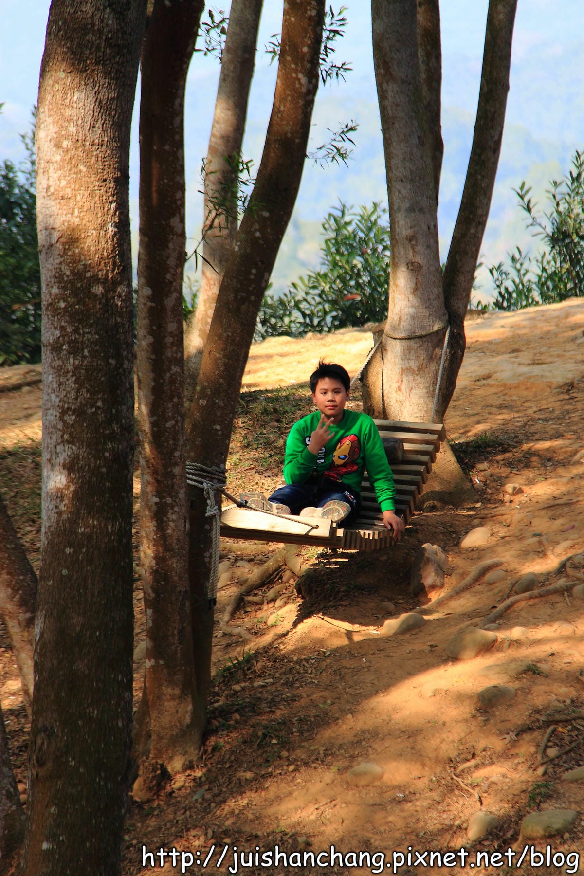 【南投猴探井旅遊景點】星月天空景觀餐廳～擁抱360度美景！