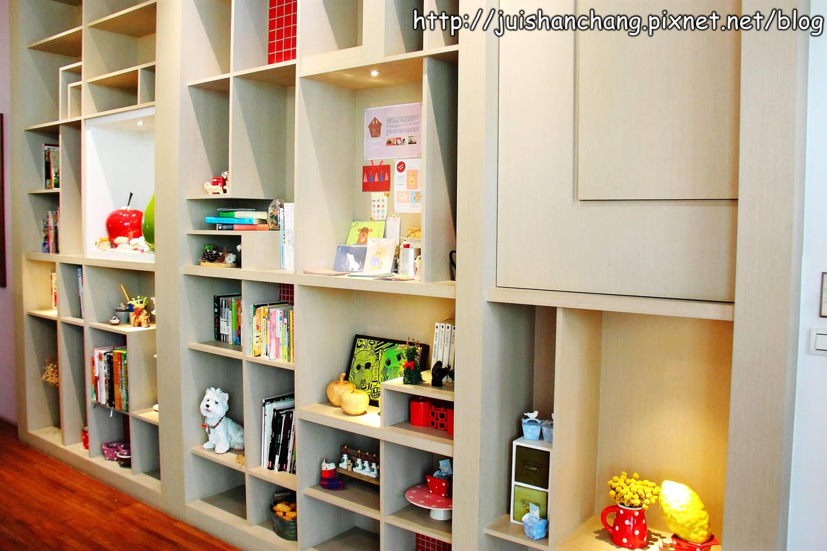 【食記║台中】小梗甜點咖啡～到台中錯過了一定會後悔！