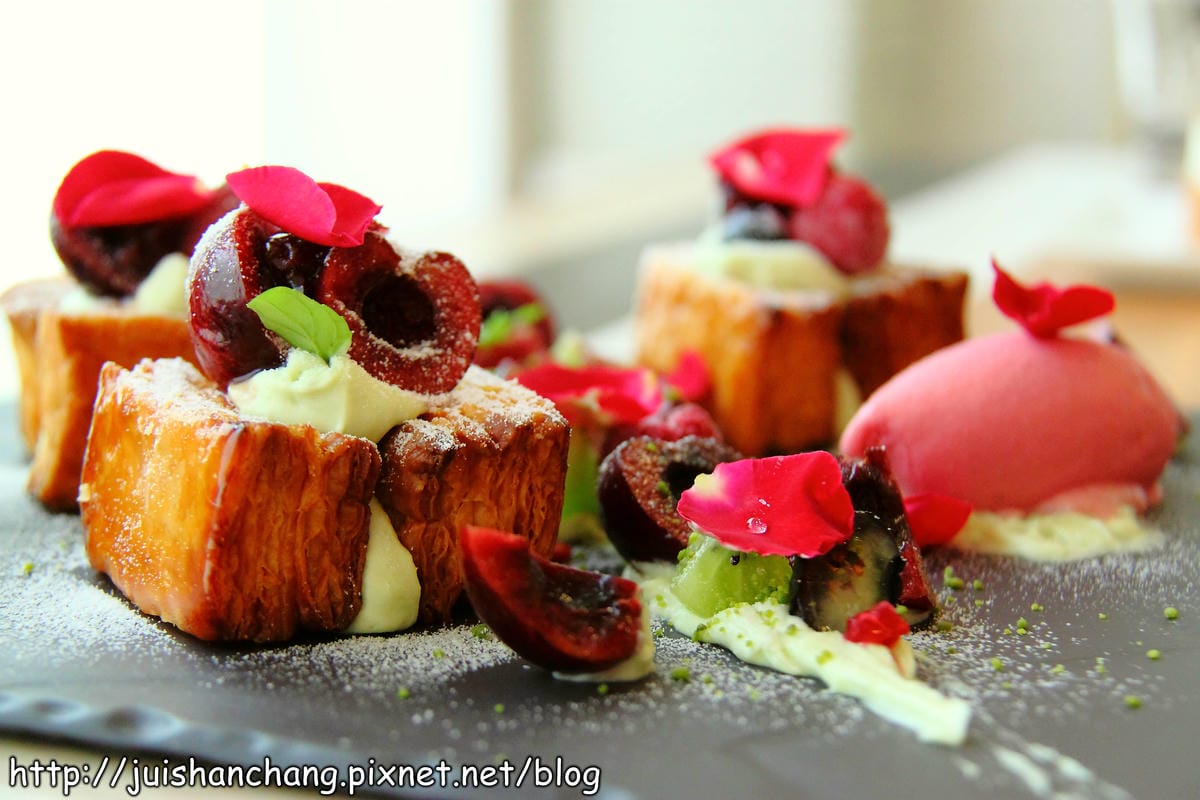 【食記║台中】小梗甜點咖啡～到台中錯過了一定會後悔！