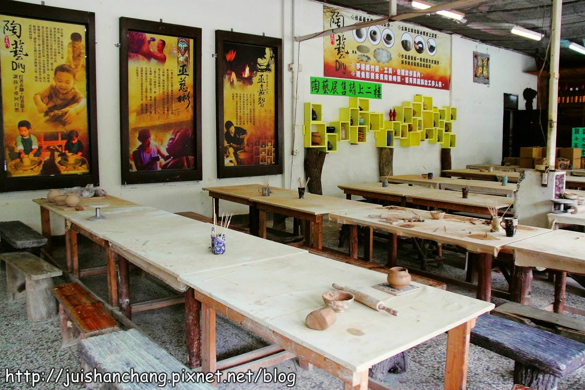 【南投魚池旅遊景點】親手窯。DIY手拉坯+廖鄉長紅茶故事館。進去喝一杯紅茶吧！