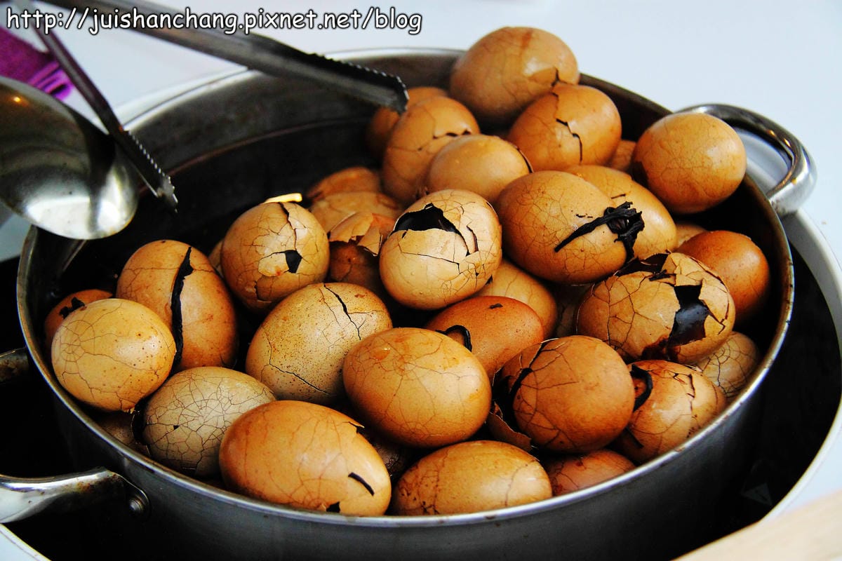 【南投魚池旅遊景點】親手窯。DIY手拉坯+廖鄉長紅茶故事館。進去喝一杯紅茶吧！