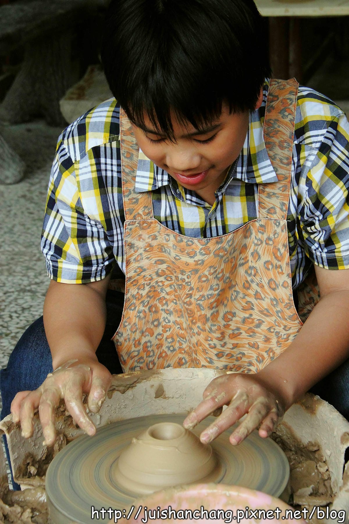 【南投魚池旅遊景點】親手窯。DIY手拉坯+廖鄉長紅茶故事館。進去喝一杯紅茶吧！