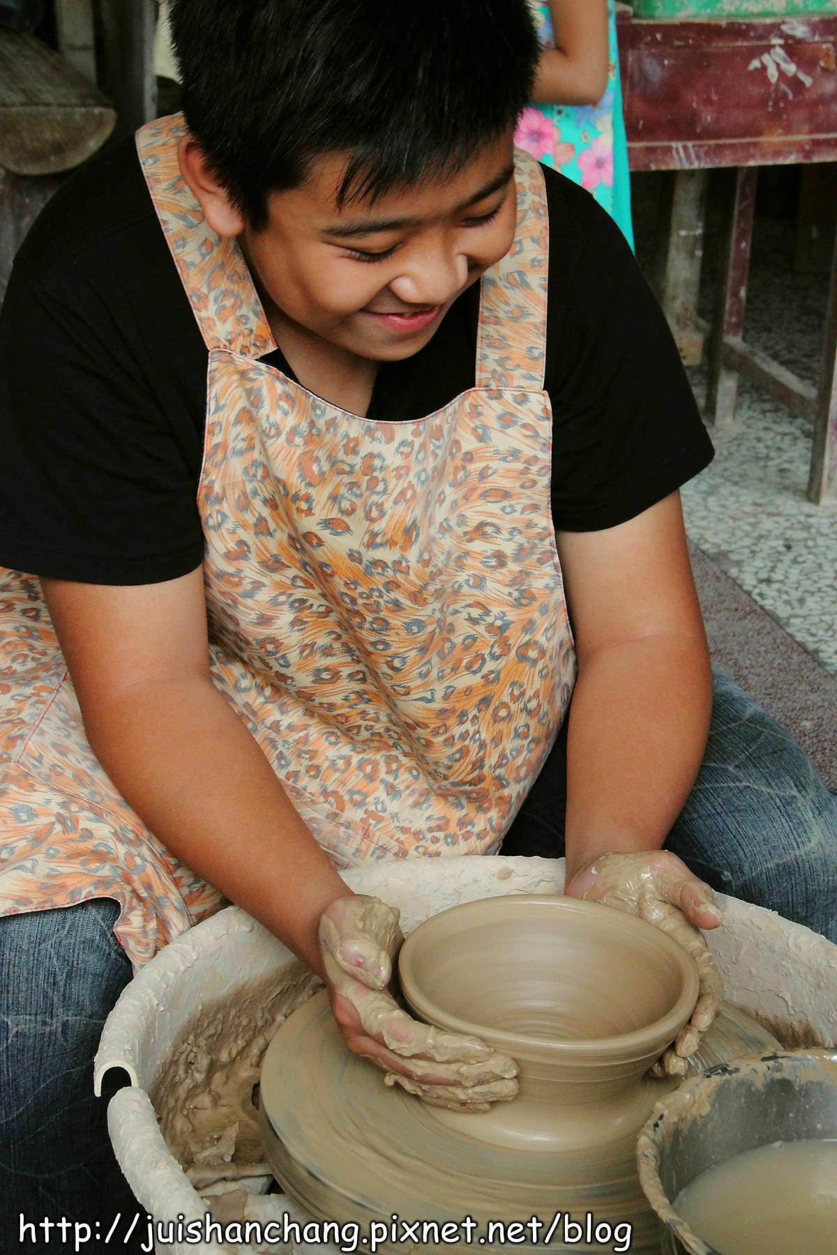 【南投魚池旅遊景點】親手窯。DIY手拉坯+廖鄉長紅茶故事館。進去喝一杯紅茶吧！