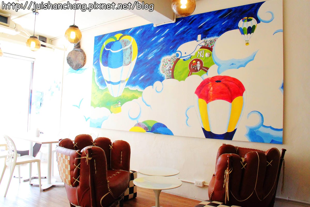 【食記—台中】Místo Caf’e 早午餐、輕食、咖啡～我要成為“海賊王”！