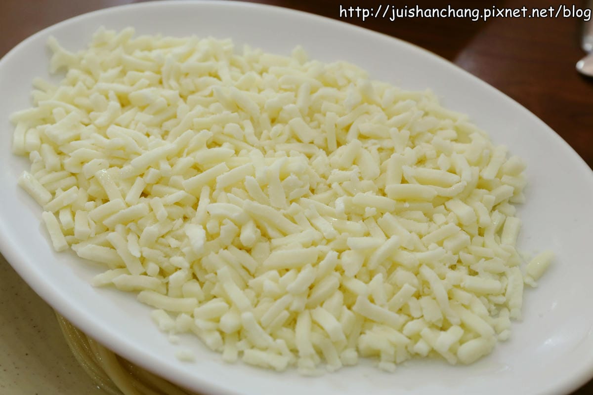 【2014。韓國首爾自由行║新村站】春川家辣炒雞排～韓國必吃美食之一，不吃一定會後悔啊！