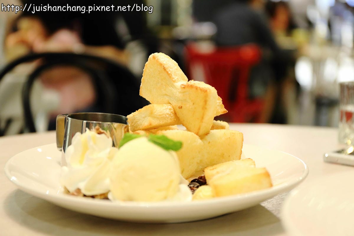 【食記║台北信義區】ATT 4 FUN『甜點王國』～全亞洲最大的甜點樂園，女生的天堂！